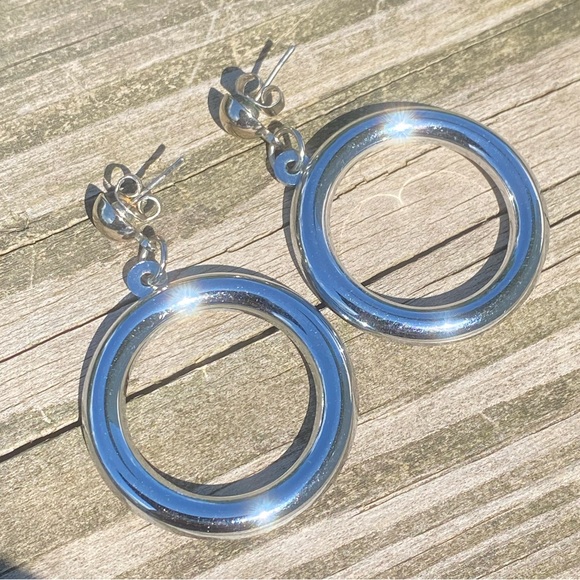 Vintage 80’s Circle Drop Earrings blue and silver tone lightweight - Picture 3 of 7
